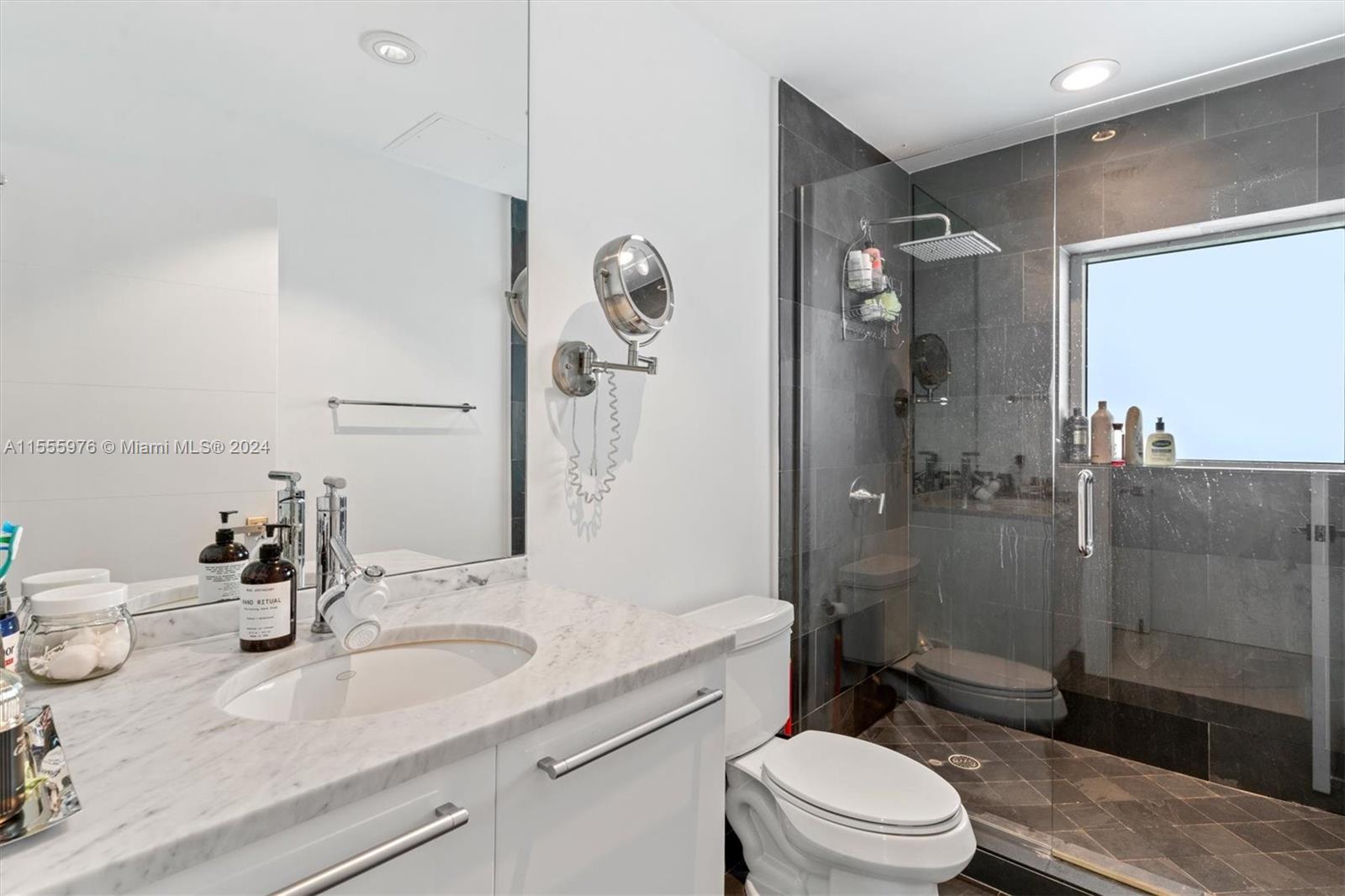 900 Biscayne Blvd 5009, Miami, Florida 33132, 2 Bedrooms Bedrooms, ,3 BathroomsBathrooms,Residential,For Sale,900 Biscayne Blvd 5009,A11555976