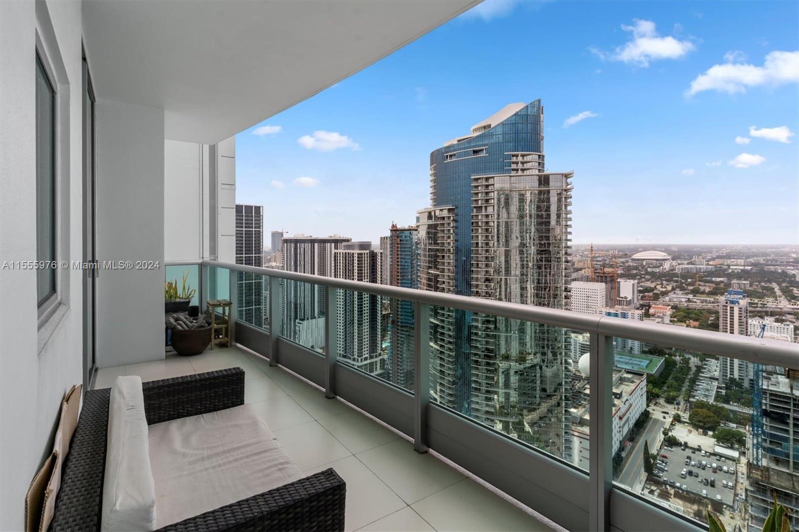 900 Biscayne Blvd 5009, Miami, Florida 33132, 2 Bedrooms Bedrooms, ,3 BathroomsBathrooms,Residential,For Sale,900 Biscayne Blvd 5009,A11555976