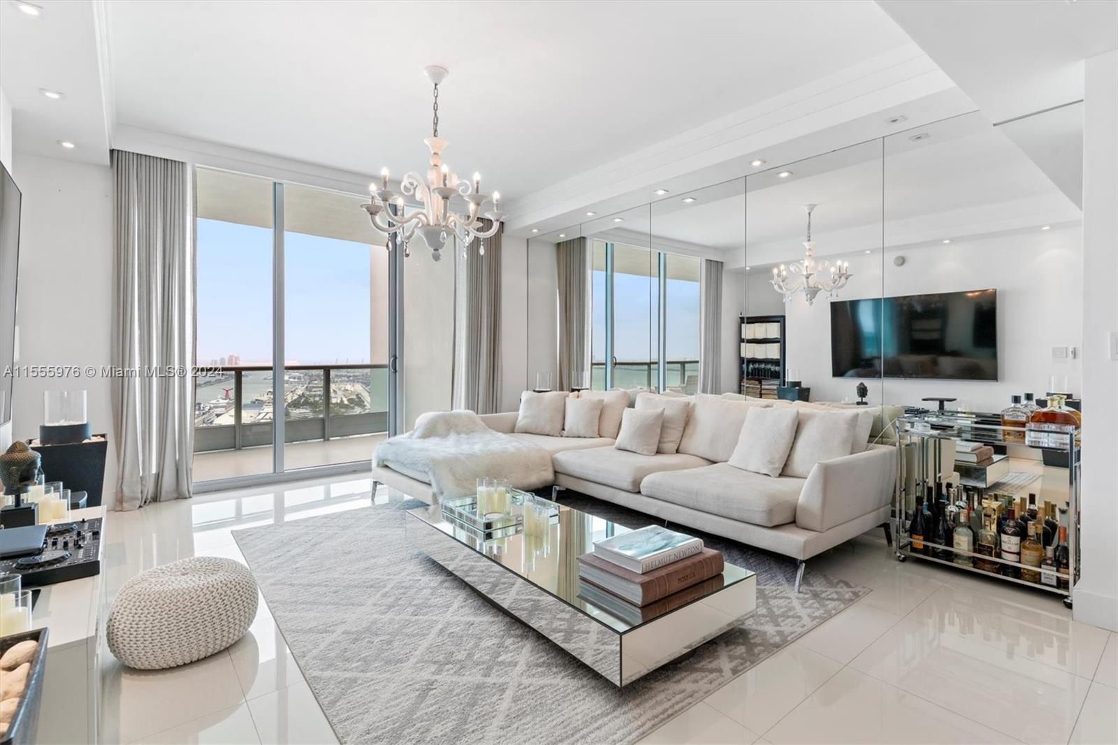 900 Biscayne Blvd 5009, Miami, Florida 33132, 2 Bedrooms Bedrooms, ,3 BathroomsBathrooms,Residential,For Sale,900 Biscayne Blvd 5009,A11555976