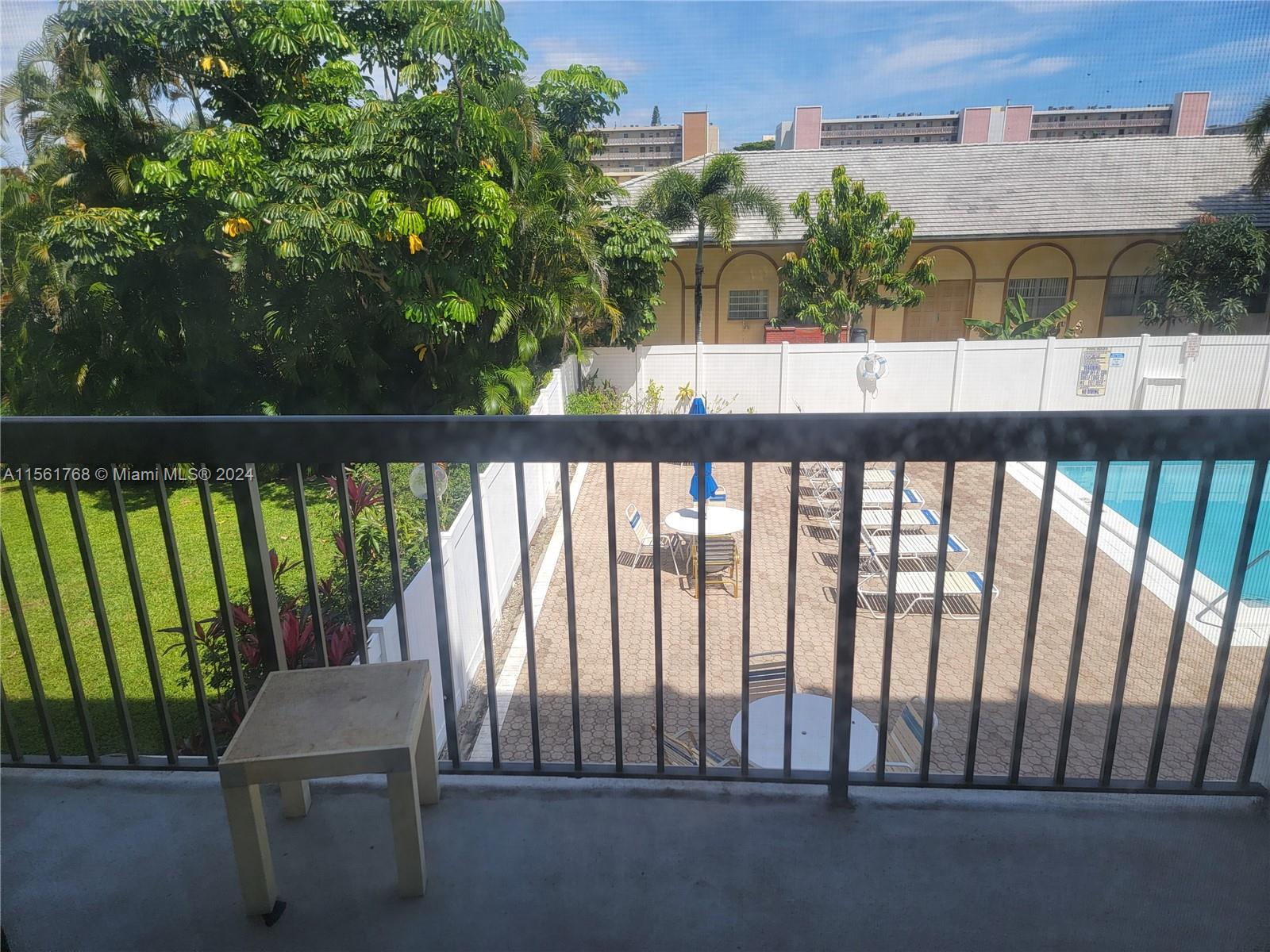 1301 NE 7th St 213, Hallandale Beach, Florida 33009, 2 Bedrooms Bedrooms, ,2 BathroomsBathrooms,Residentiallease,For Rent,1301 NE 7th St 213,A11561768