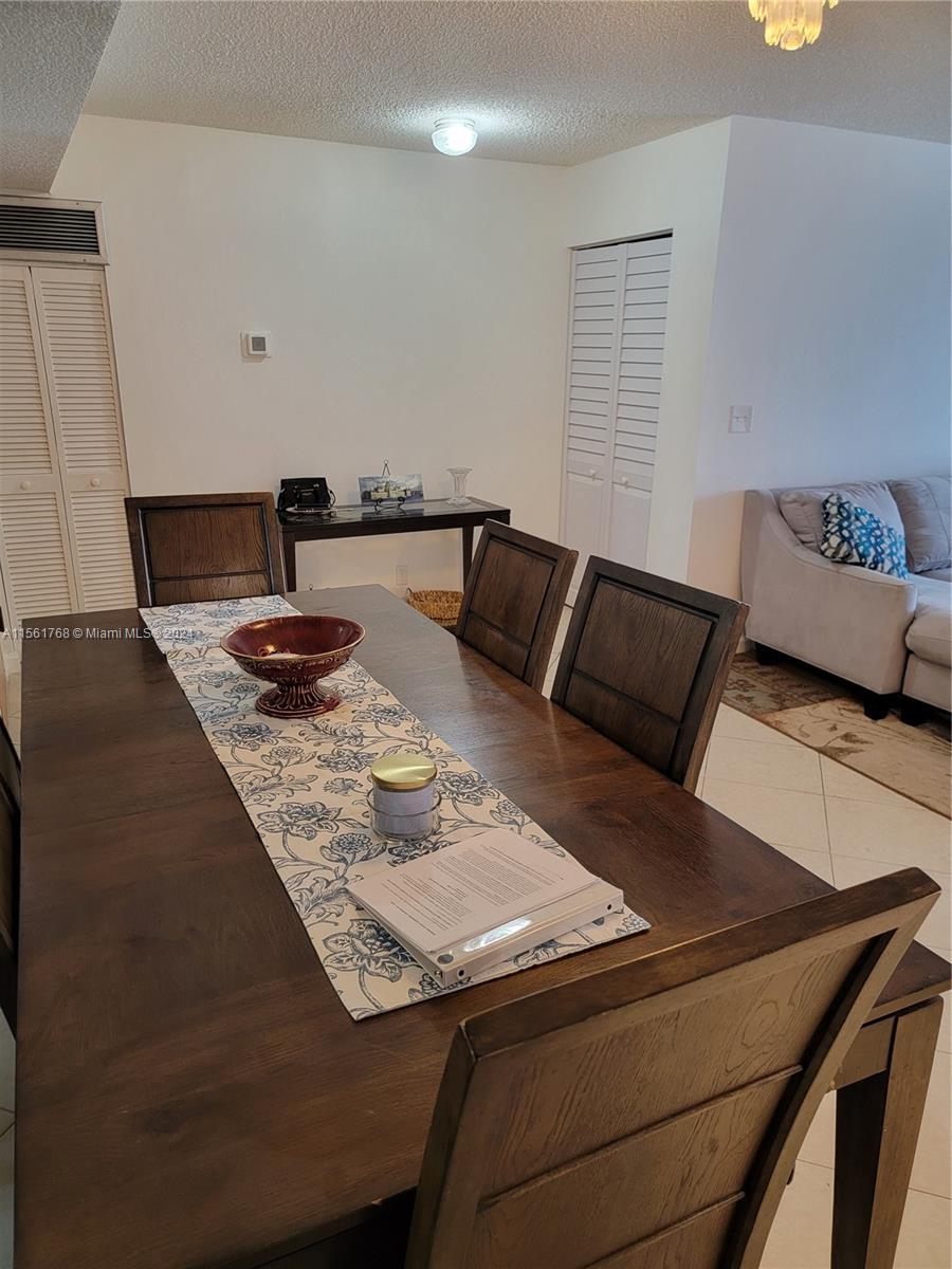 1301 NE 7th St 213, Hallandale Beach, Florida 33009, 2 Bedrooms Bedrooms, ,2 BathroomsBathrooms,Residentiallease,For Rent,1301 NE 7th St 213,A11561768