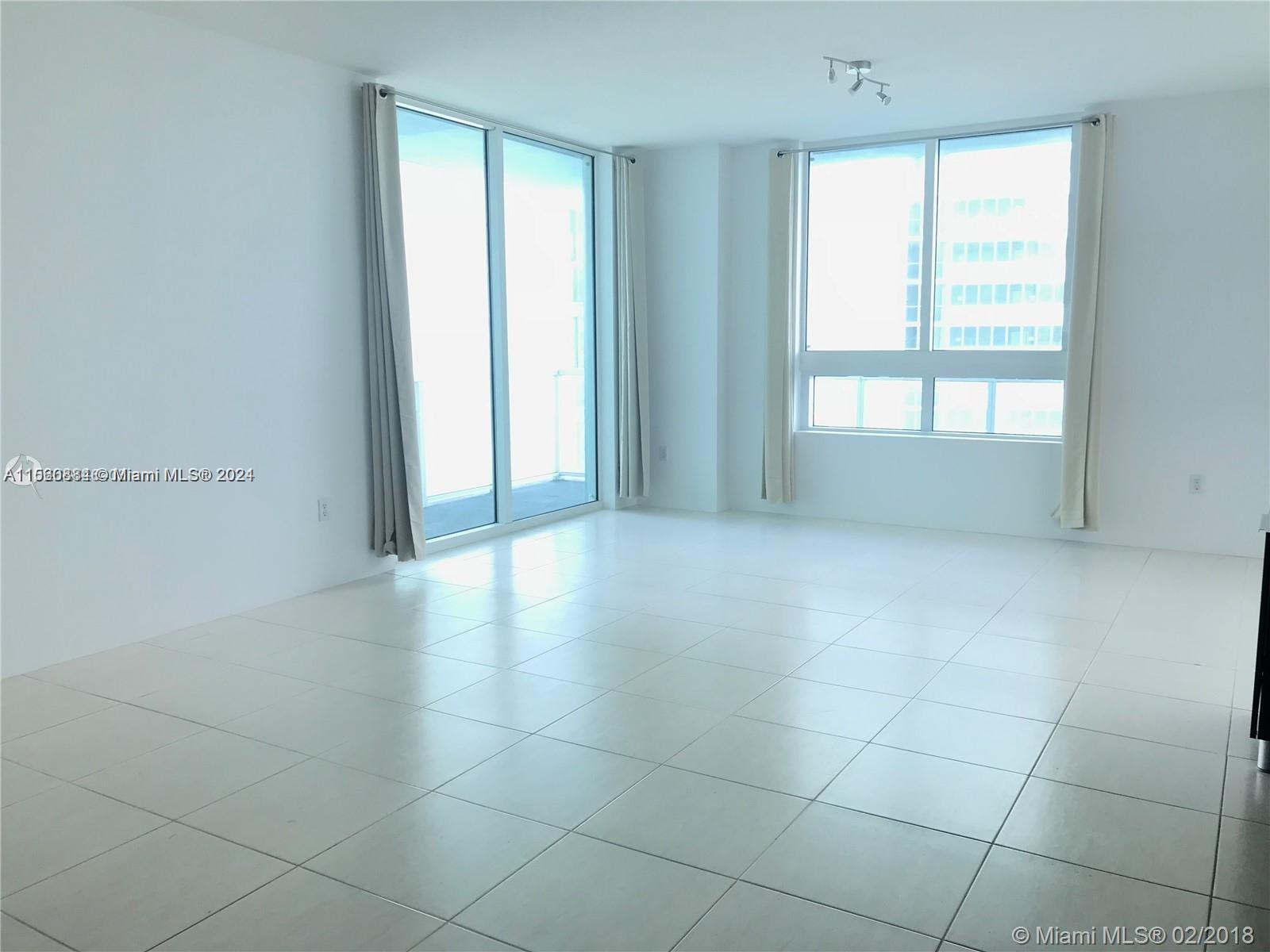 1900 N Bayshore Dr 2305, Miami, Florida 33132, ,1 BathroomBathrooms,Residentiallease,For Rent,1900 N Bayshore Dr 2305,A11560884