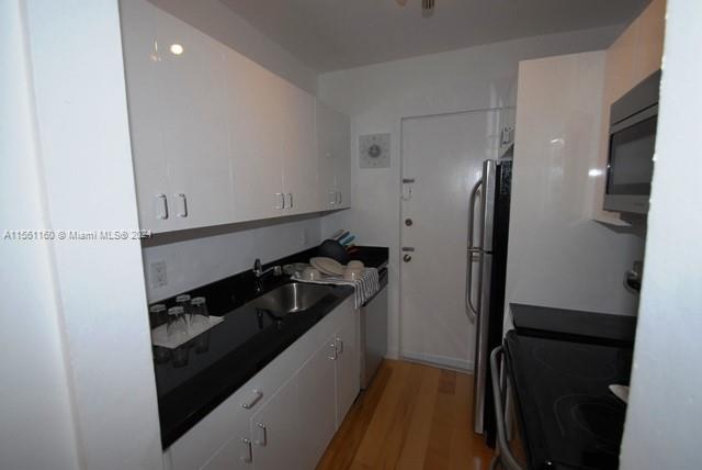 945 Meridian Ave 3, Miami Beach, Florida 33139, ,1 BathroomBathrooms,Residential,For Sale,945 Meridian Ave 3,A11561160