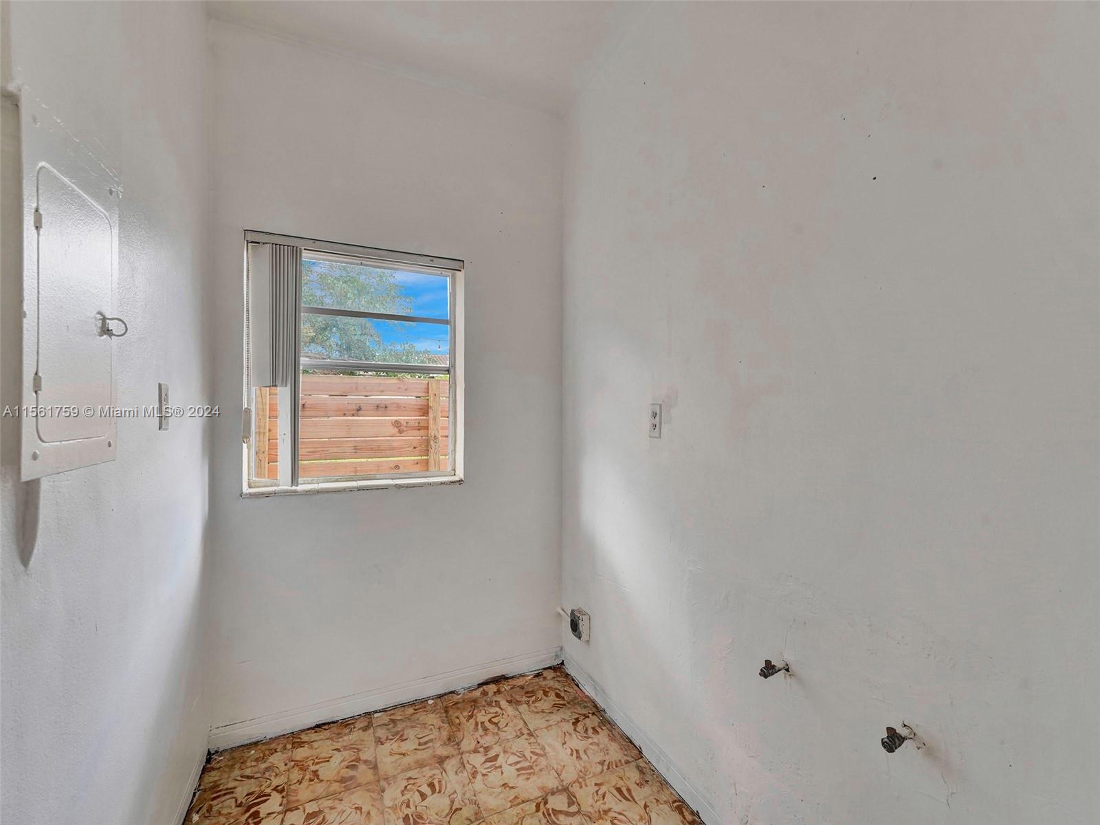 1121 SW 36th Ave, Miami, Florida 33135, 4 Bedrooms Bedrooms, ,2 BathroomsBathrooms,Residential,For Sale,1121 SW 36th Ave,A11561759