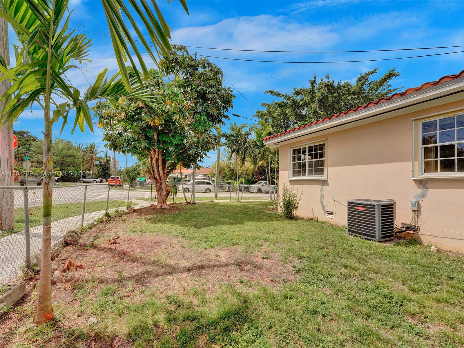 1121 SW 36th Ave, Miami, Florida 33135, 4 Bedrooms Bedrooms, ,2 BathroomsBathrooms,Residential,For Sale,1121 SW 36th Ave,A11561759