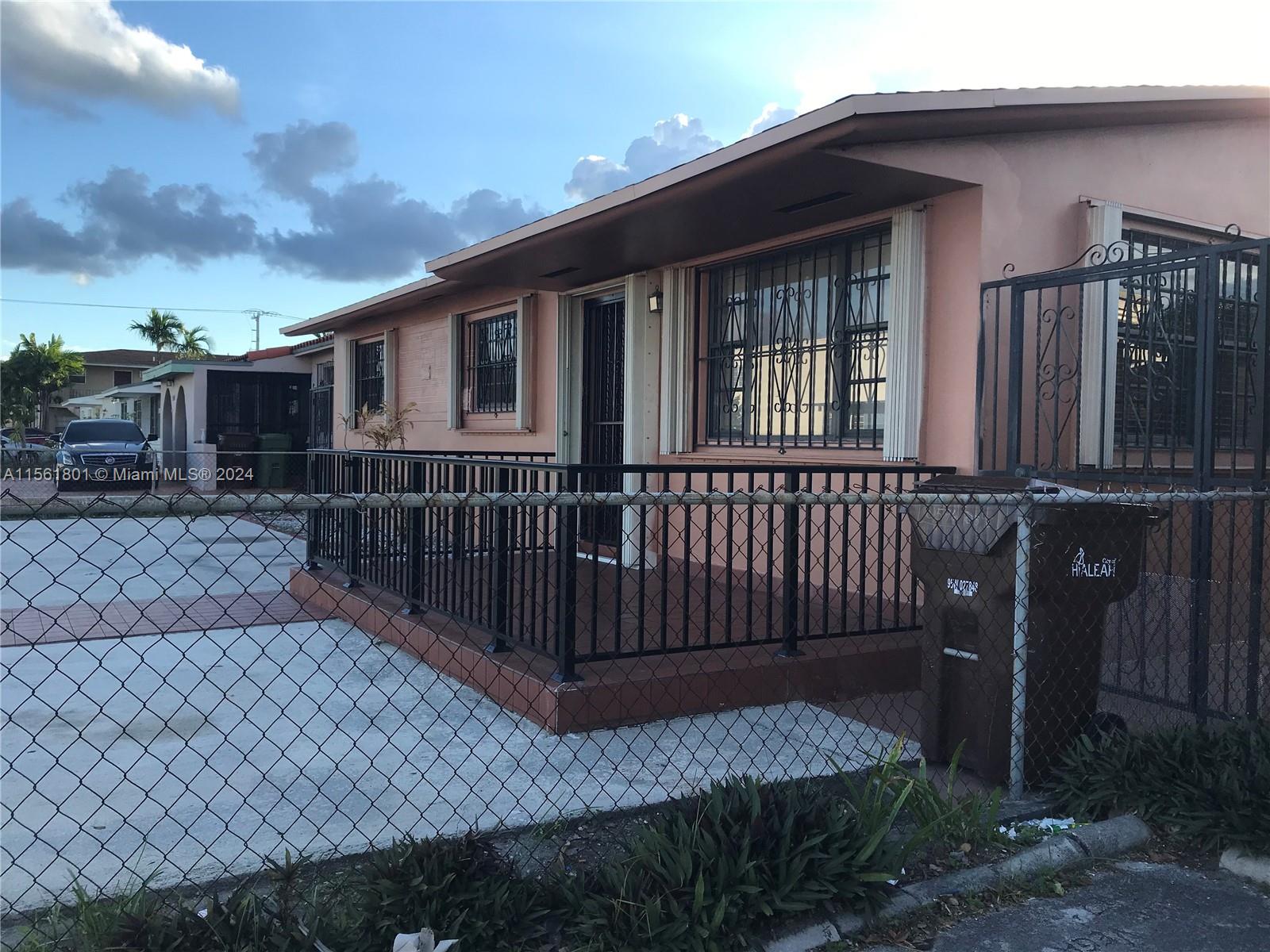 2596 W 8th Ave  For Sale A11561801, FL