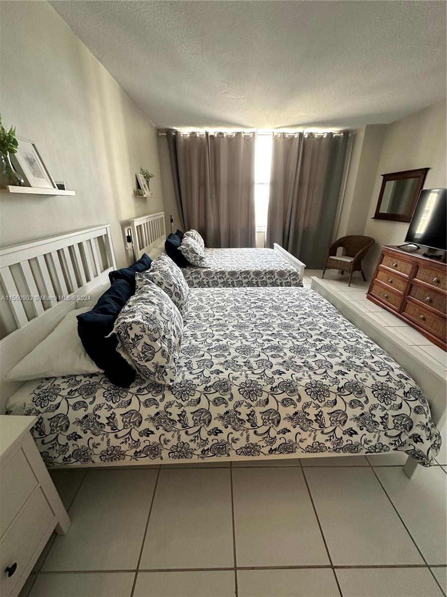 5601 Collins Ave 1219, Miami Beach, Florida 33140, 1 Bedroom Bedrooms, ,1 BathroomBathrooms,Residential,For Sale,5601 Collins Ave 1219,A11560903