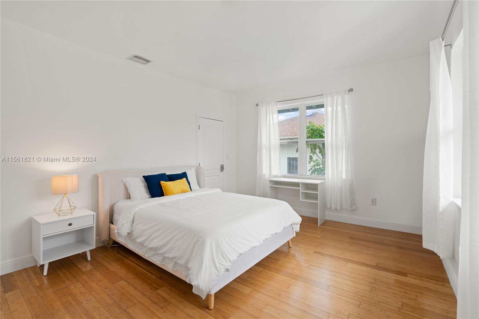 120 NE 44th St, Miami, Florida 33137, 4 Bedrooms Bedrooms, ,2 BathroomsBathrooms,Residentiallease,For Rent,120 NE 44th St,A11561821