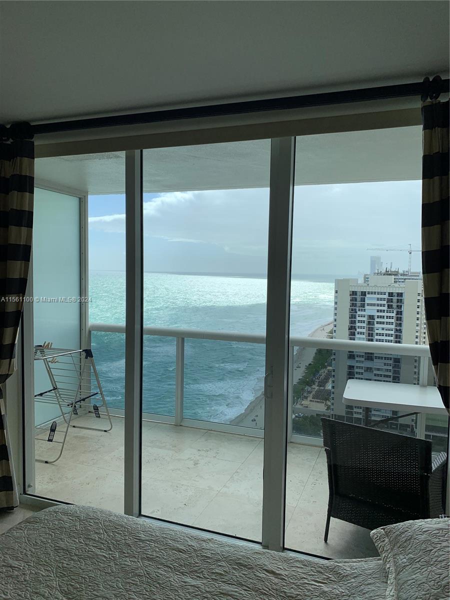 1830 S Ocean Dr 2503, Hallandale Beach, Florida 33009, 3 Bedrooms Bedrooms, ,3 BathroomsBathrooms,Residentiallease,For Rent,1830 S Ocean Dr 2503,A11561100