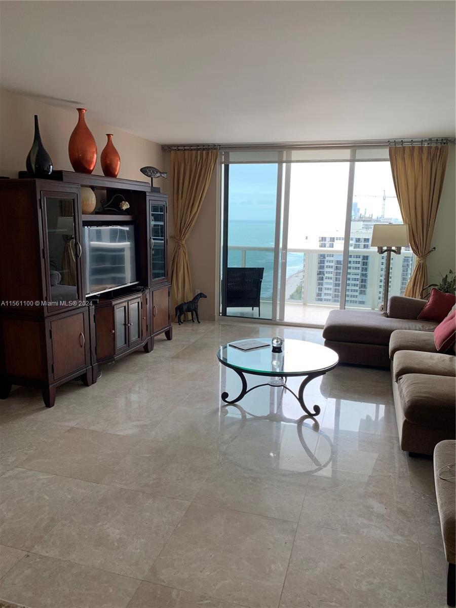 1830 S Ocean Dr 2503, Hallandale Beach, Florida 33009, 3 Bedrooms Bedrooms, ,3 BathroomsBathrooms,Residentiallease,For Rent,1830 S Ocean Dr 2503,A11561100