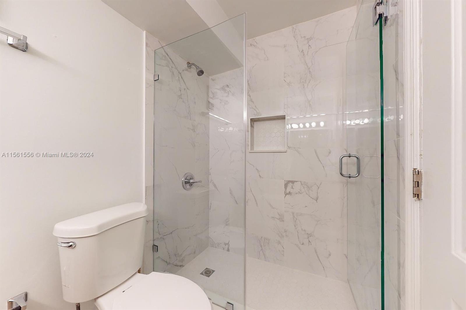 9440 Fontainebleau Blvd 416, Miami, Florida 33172, 2 Bedrooms Bedrooms, ,2 BathroomsBathrooms,Residential,For Sale,9440 Fontainebleau Blvd 416,A11561556