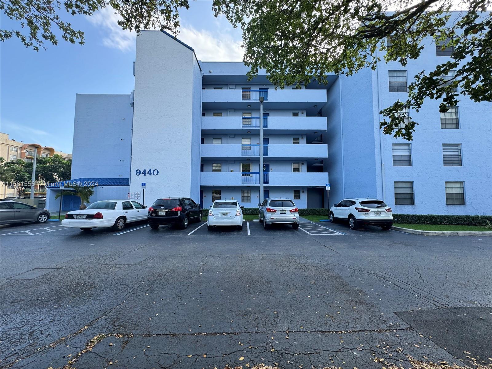 9440 Fontainebleau Blvd 416, Miami, Florida 33172, 2 Bedrooms Bedrooms, ,2 BathroomsBathrooms,Residential,For Sale,9440 Fontainebleau Blvd 416,A11561556