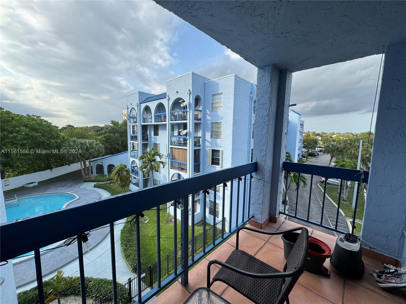 9440 Fontainebleau Blvd 416, Miami, Florida 33172, 2 Bedrooms Bedrooms, ,2 BathroomsBathrooms,Residential,For Sale,9440 Fontainebleau Blvd 416,A11561556