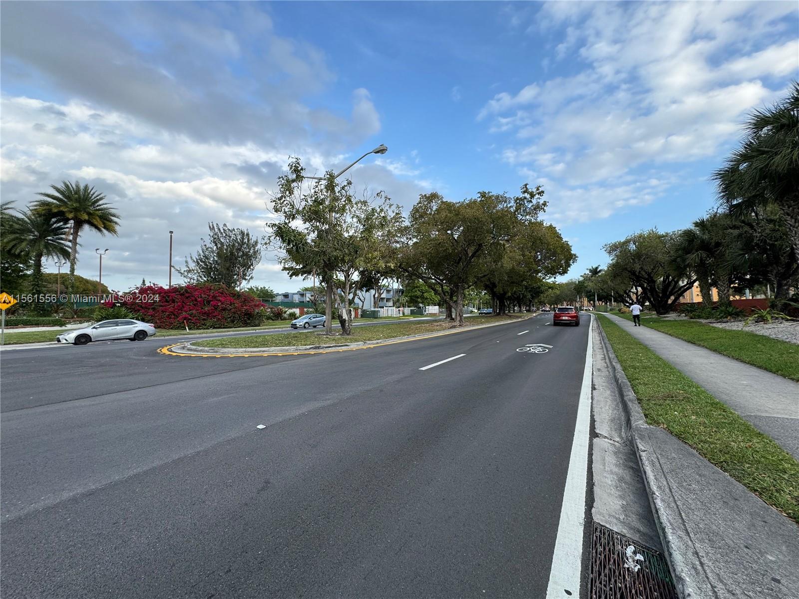 9440 Fontainebleau Blvd 416, Miami, Florida 33172, 2 Bedrooms Bedrooms, ,2 BathroomsBathrooms,Residential,For Sale,9440 Fontainebleau Blvd 416,A11561556