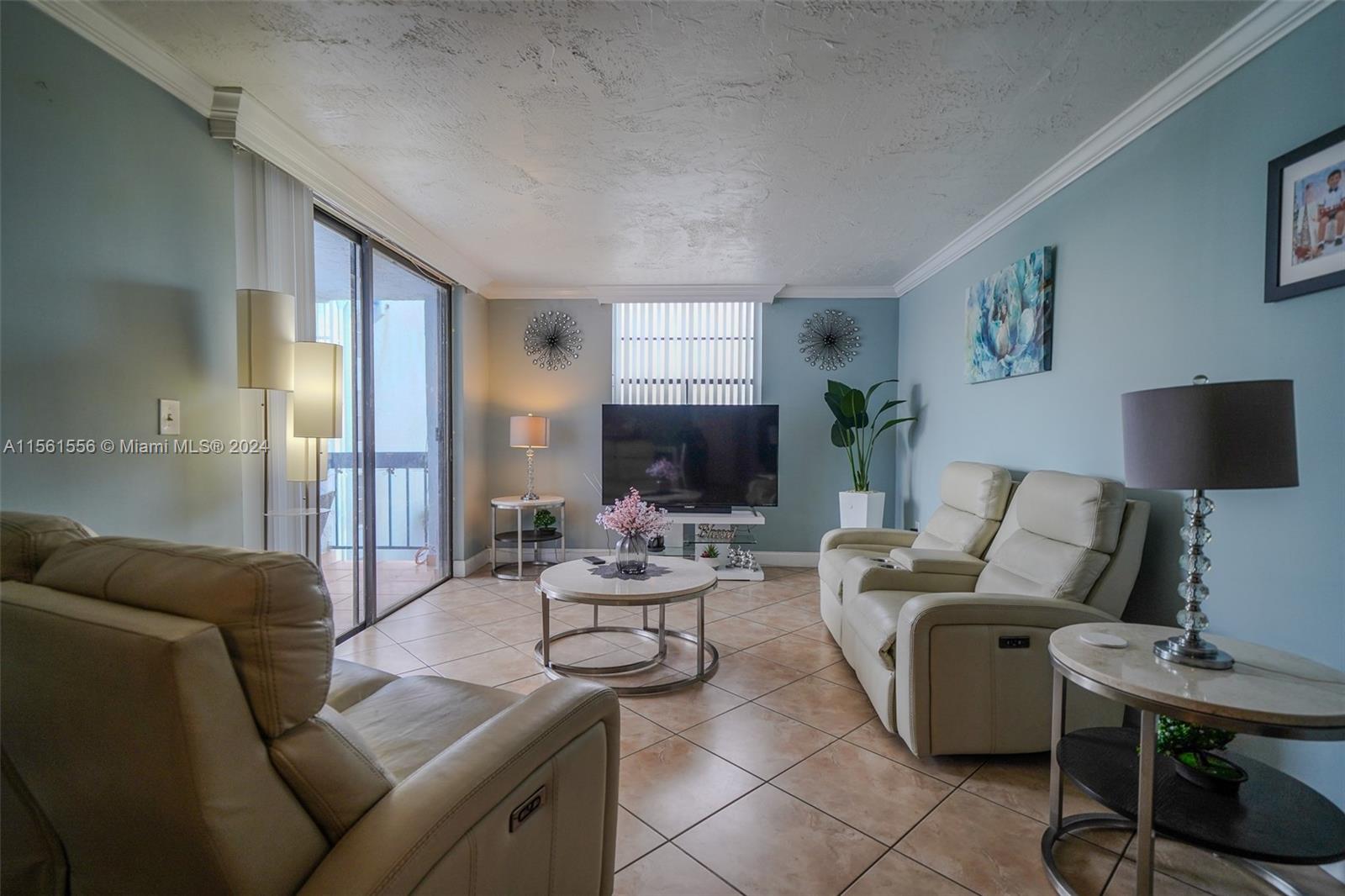 9440 Fontainebleau Blvd 416, Miami, Florida 33172, 2 Bedrooms Bedrooms, ,2 BathroomsBathrooms,Residential,For Sale,9440 Fontainebleau Blvd 416,A11561556