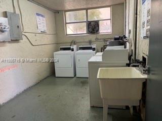 1830 N Lauderdale Ave 4304, North Lauderdale, Florida 33068, 2 Bedrooms Bedrooms, ,2 BathroomsBathrooms,Residentiallease,For Rent,1830 N Lauderdale Ave 4304,A11556716