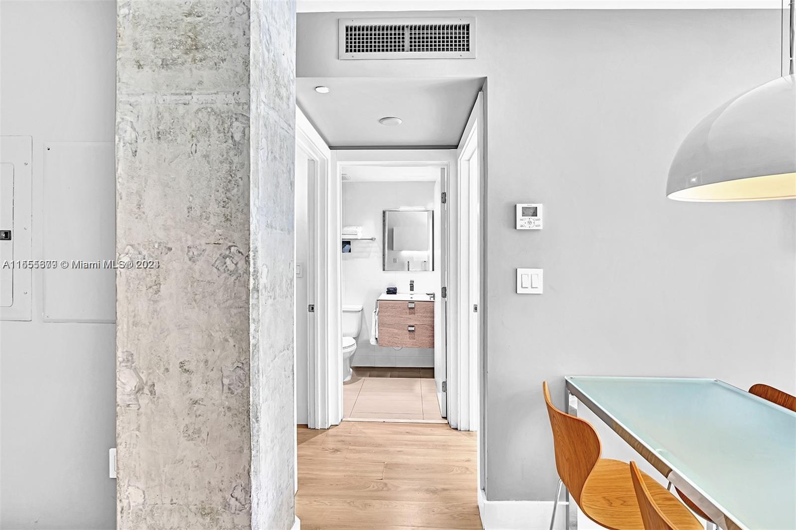 1215 West Ave 201, Miami Beach, Florida 33139, 1 Bedroom Bedrooms, ,1 BathroomBathrooms,Residential,For Sale,1215 West Ave 201,A11555679