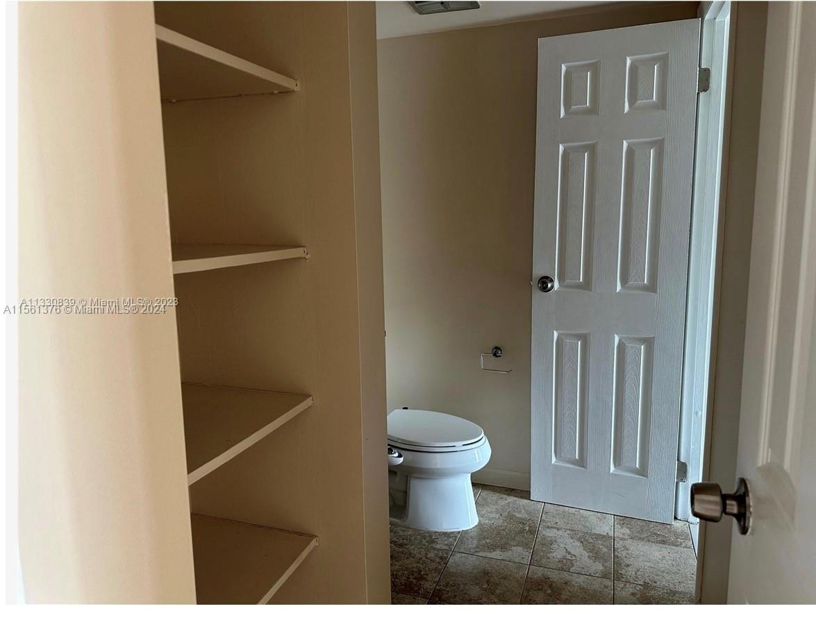 3301 N Country Club Dr 704, Aventura, Florida 33180, 1 Bedroom Bedrooms, ,1 BathroomBathrooms,Residentiallease,For Rent,3301 N Country Club Dr 704,A11561376