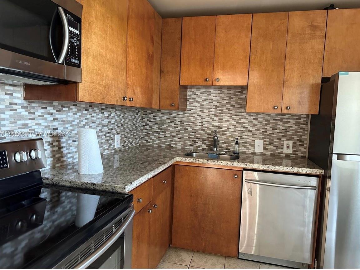 3301 N Country Club Dr 704, Aventura, Florida 33180, 1 Bedroom Bedrooms, ,1 BathroomBathrooms,Residentiallease,For Rent,3301 N Country Club Dr 704,A11561376