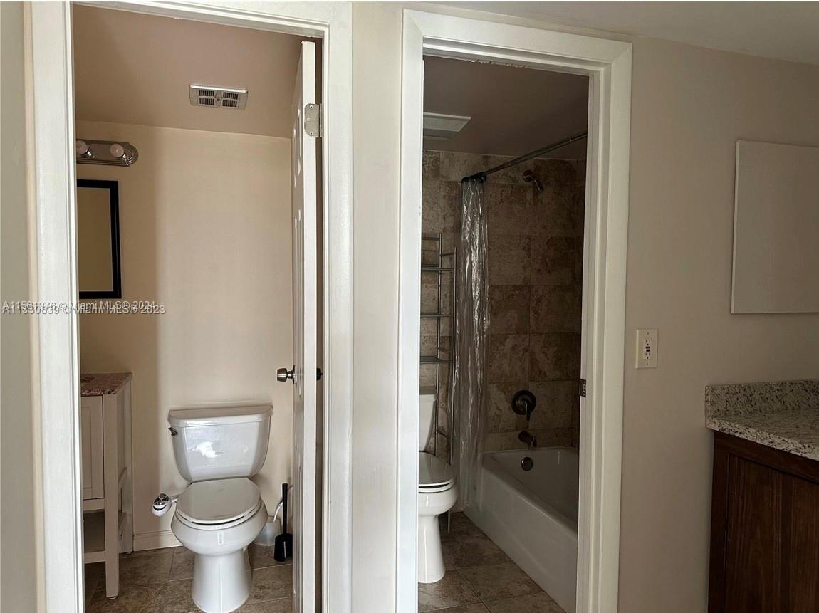 3301 N Country Club Dr 704, Aventura, Florida 33180, 1 Bedroom Bedrooms, ,1 BathroomBathrooms,Residentiallease,For Rent,3301 N Country Club Dr 704,A11561376