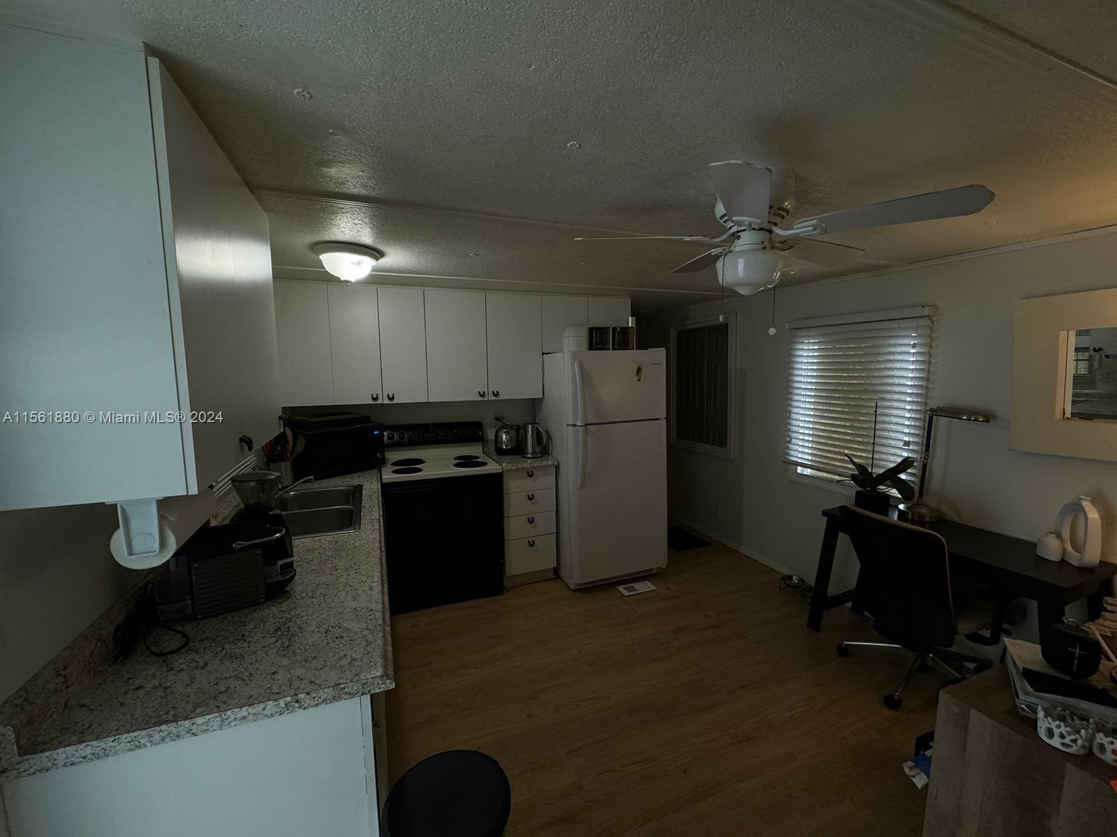 429 NE 5th Ct, Hallandale Beach, Florida 33009, 2 Bedrooms Bedrooms, ,1 BathroomBathrooms,Residential,For Sale,429 NE 5th Ct,A11561880