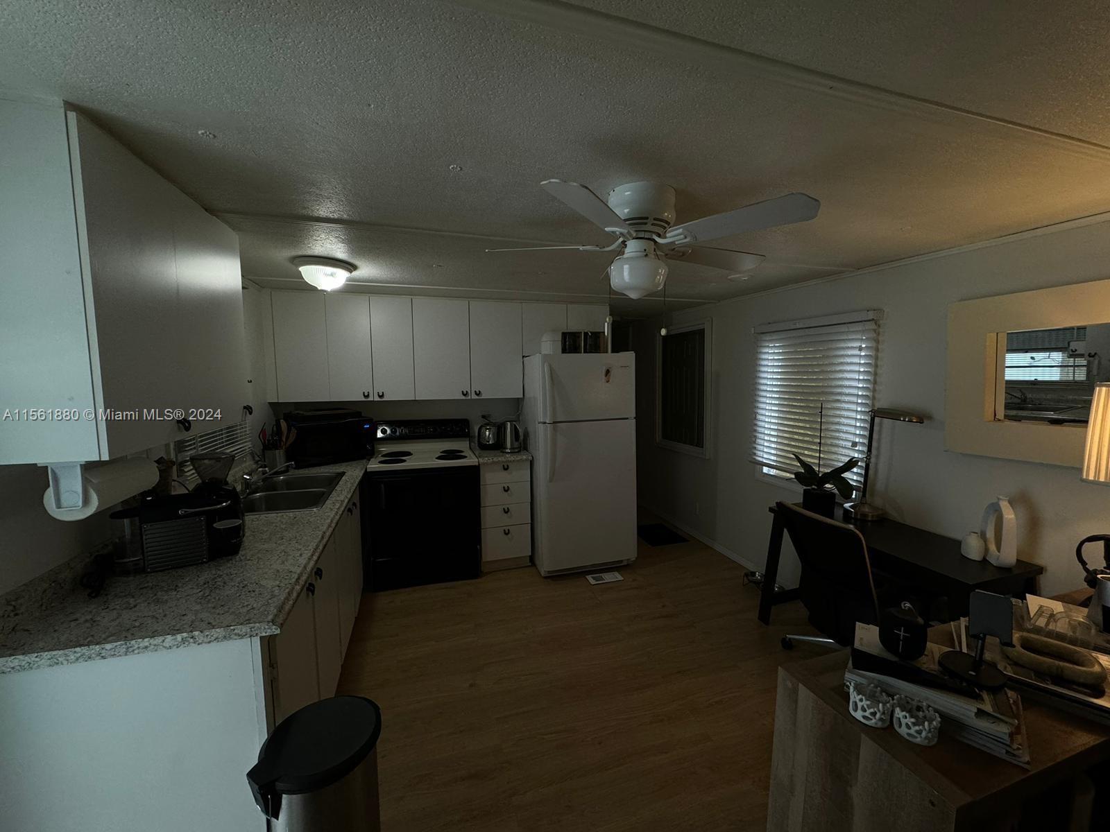 429 NE 5th Ct, Hallandale Beach, Florida 33009, 2 Bedrooms Bedrooms, ,1 BathroomBathrooms,Residential,For Sale,429 NE 5th Ct,A11561880