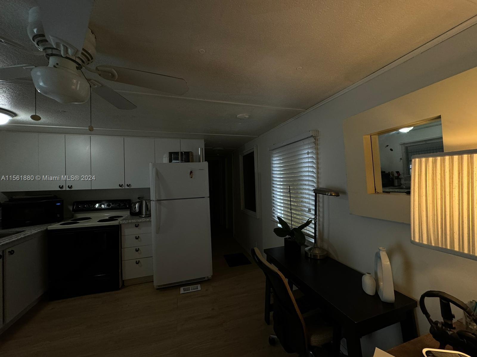 429 NE 5th Ct, Hallandale Beach, Florida 33009, 2 Bedrooms Bedrooms, ,1 BathroomBathrooms,Residential,For Sale,429 NE 5th Ct,A11561880