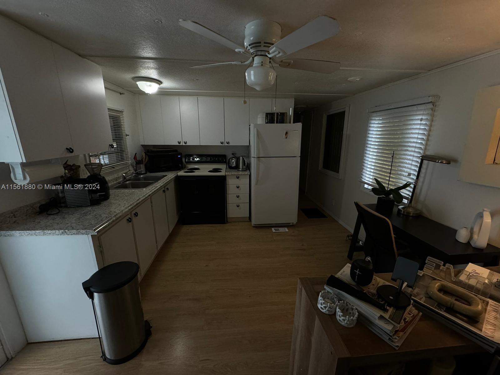 429 NE 5th Ct, Hallandale Beach, Florida 33009, 2 Bedrooms Bedrooms, ,1 BathroomBathrooms,Residential,For Sale,429 NE 5th Ct,A11561880