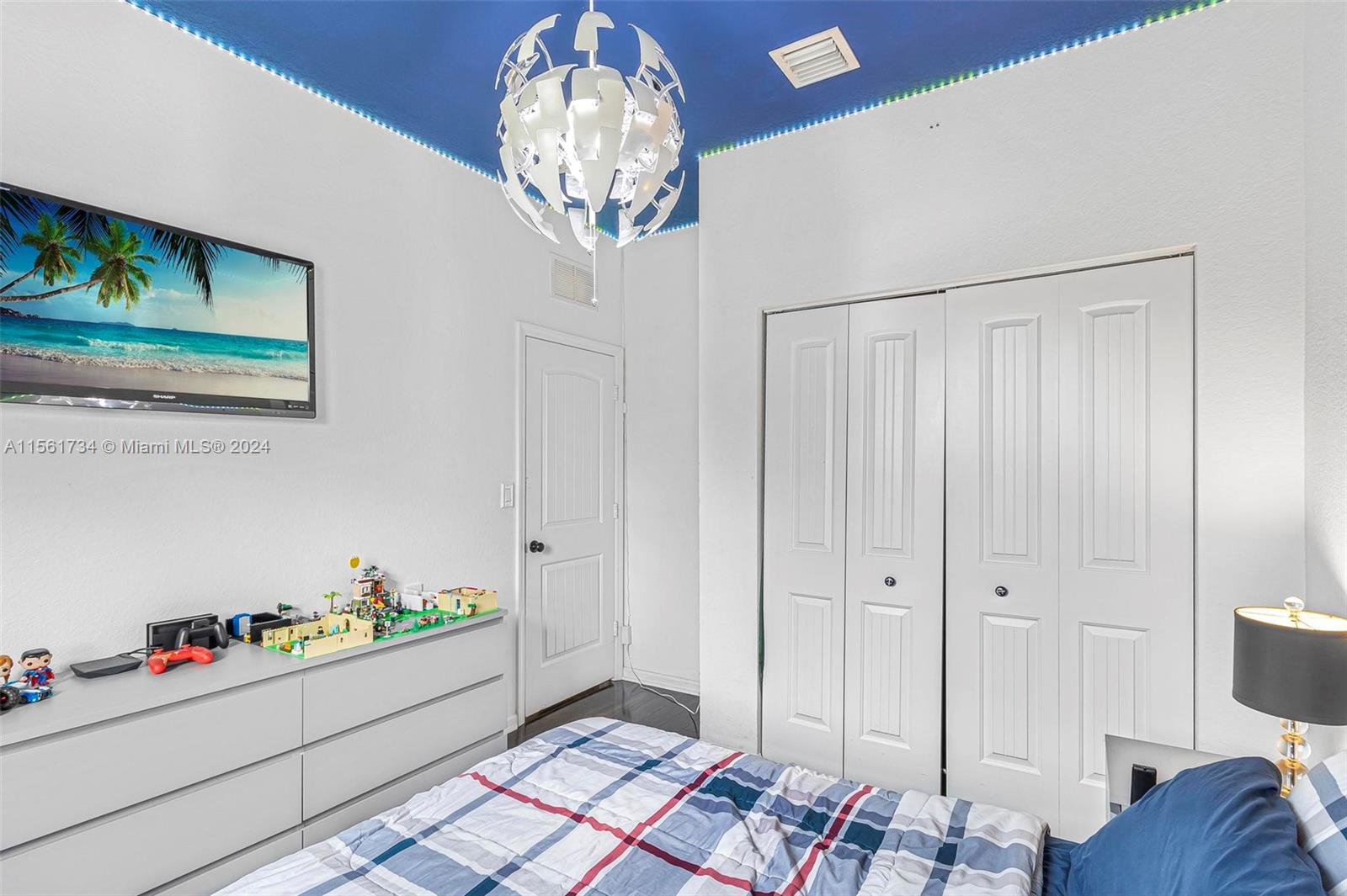 783 NE 33rd Ter 783, Homestead, Florida 33033, 4 Bedrooms Bedrooms, ,3 BathroomsBathrooms,Residential,For Sale,783 NE 33rd Ter 783,A11561734