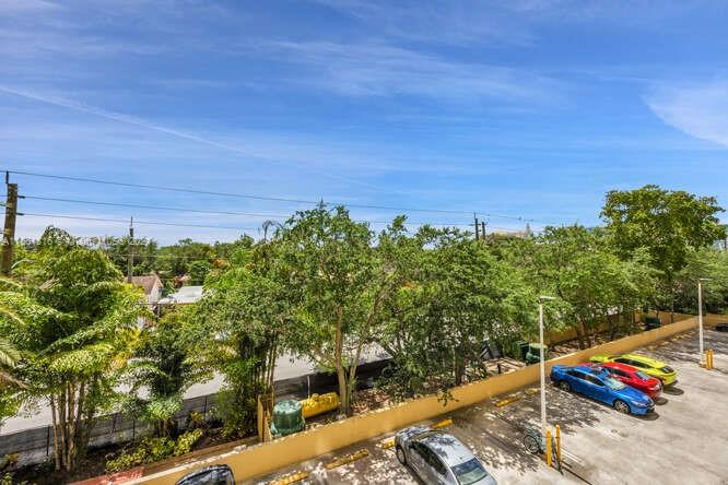 3500 Coral Way 409, Miami, Florida 33145, 2 Bedrooms Bedrooms, ,2 BathroomsBathrooms,Residentiallease,For Rent,3500 Coral Way 409,A11561316