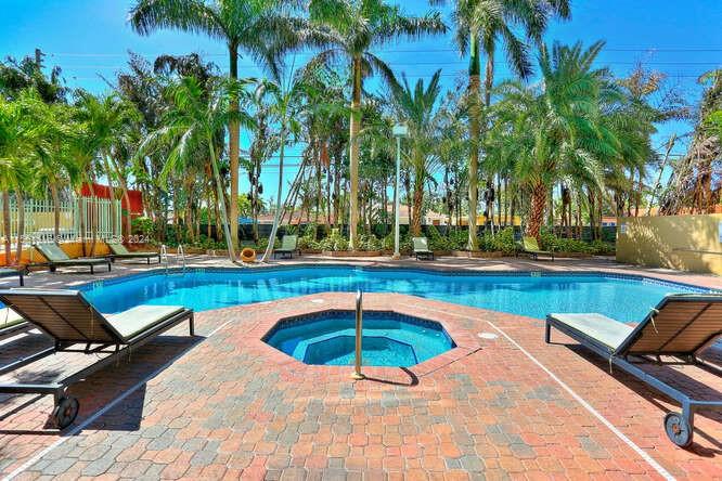 3500 Coral Way 409, Miami, Florida 33145, 2 Bedrooms Bedrooms, ,2 BathroomsBathrooms,Residentiallease,For Rent,3500 Coral Way 409,A11561316