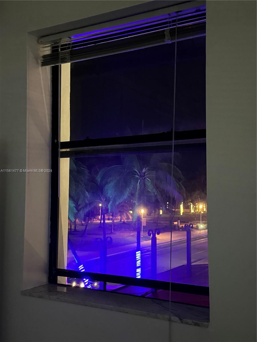 1390 Ocean Dr 306, Miami Beach, Florida 33139, 1 Bedroom Bedrooms, ,1 BathroomBathrooms,Residentiallease,For Rent,1390 Ocean Dr 306,A11561477