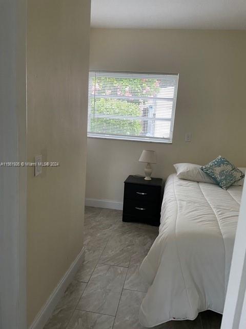 Hollywood, Florida 33020, 2 Bedrooms Bedrooms, ,2 BathroomsBathrooms,Residentiallease,For Rent,A11561926