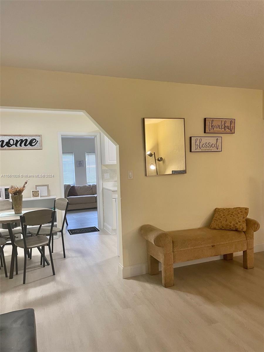 Hollywood, Florida 33020, 2 Bedrooms Bedrooms, ,2 BathroomsBathrooms,Residentiallease,For Rent,A11561926