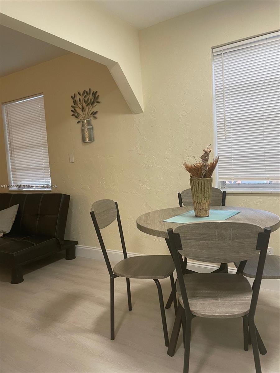 Hollywood, Florida 33020, 2 Bedrooms Bedrooms, ,2 BathroomsBathrooms,Residentiallease,For Rent,A11561926