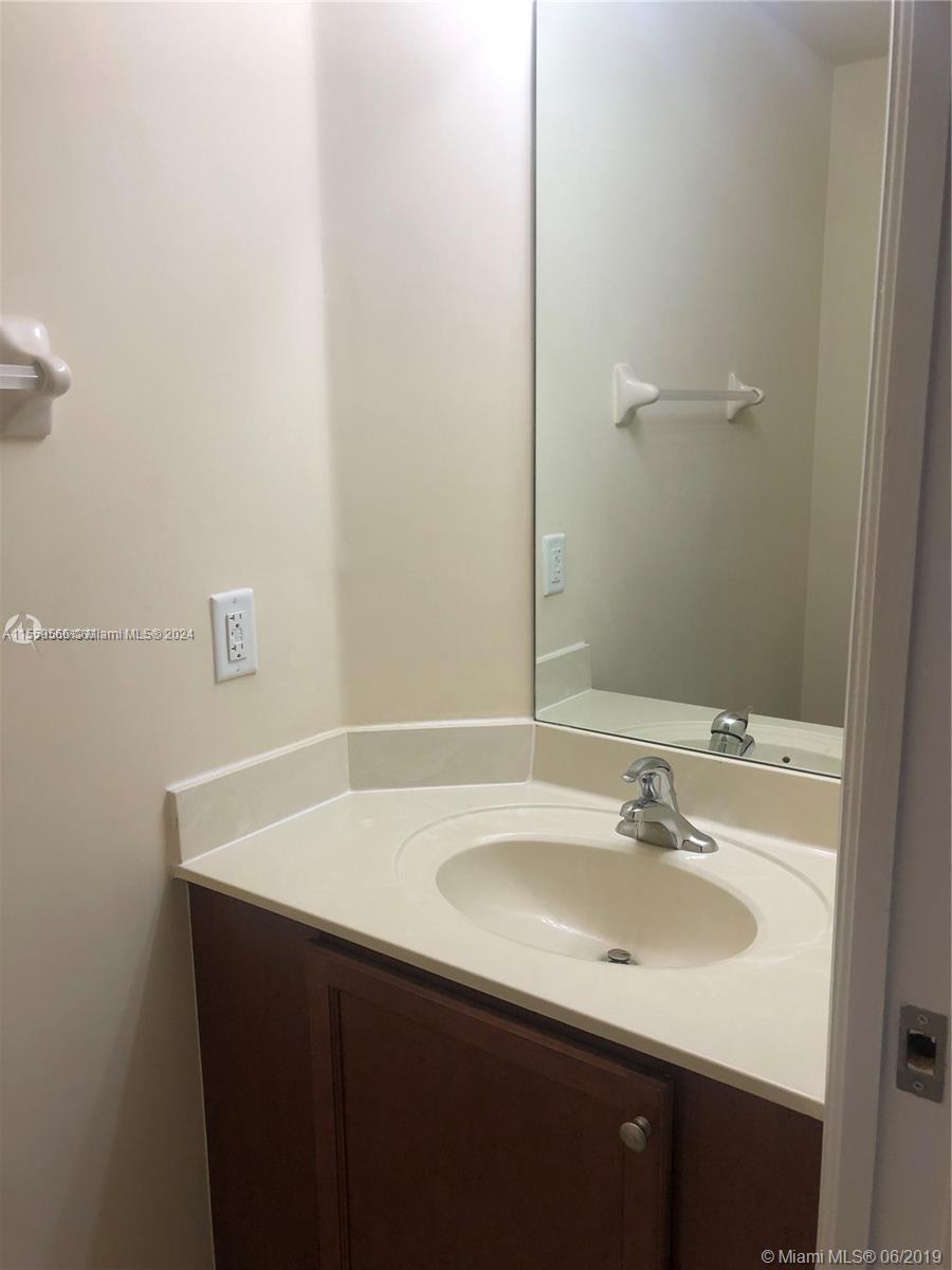 11501 NW 89th St 209, Doral, Florida 33178, 3 Bedrooms Bedrooms, ,2 BathroomsBathrooms,Residential,For Sale,11501 NW 89th St 209,A11559566