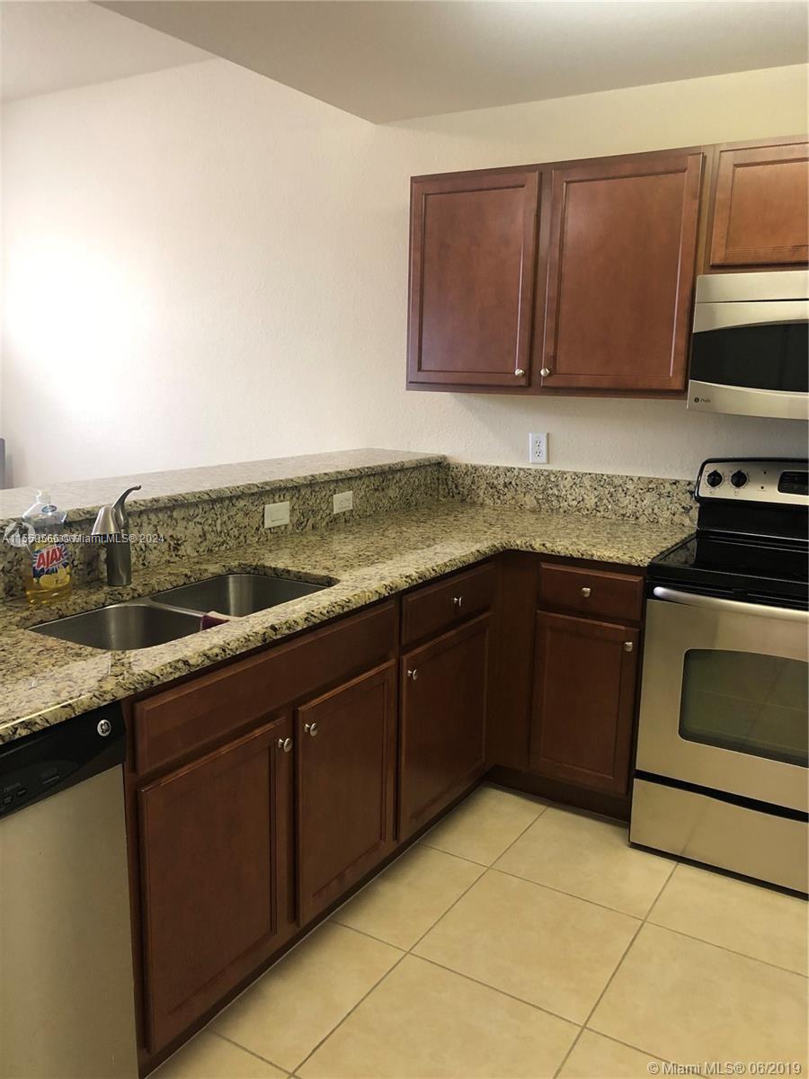 11501 NW 89th St 209, Doral, Florida 33178, 3 Bedrooms Bedrooms, ,2 BathroomsBathrooms,Residential,For Sale,11501 NW 89th St 209,A11559566
