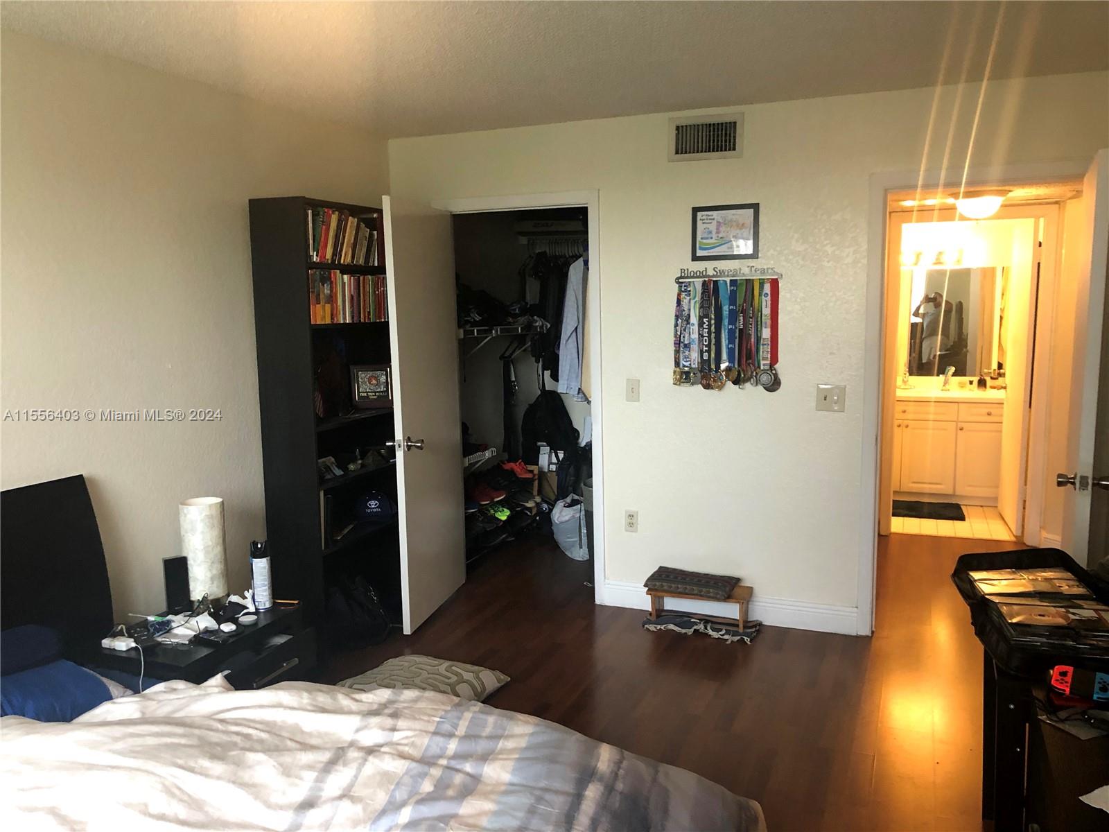 8255 Lake Dr 504, Doral, Florida 33166, 1 Bedroom Bedrooms, ,1 BathroomBathrooms,Residential,For Sale,8255 Lake Dr 504,A11556403