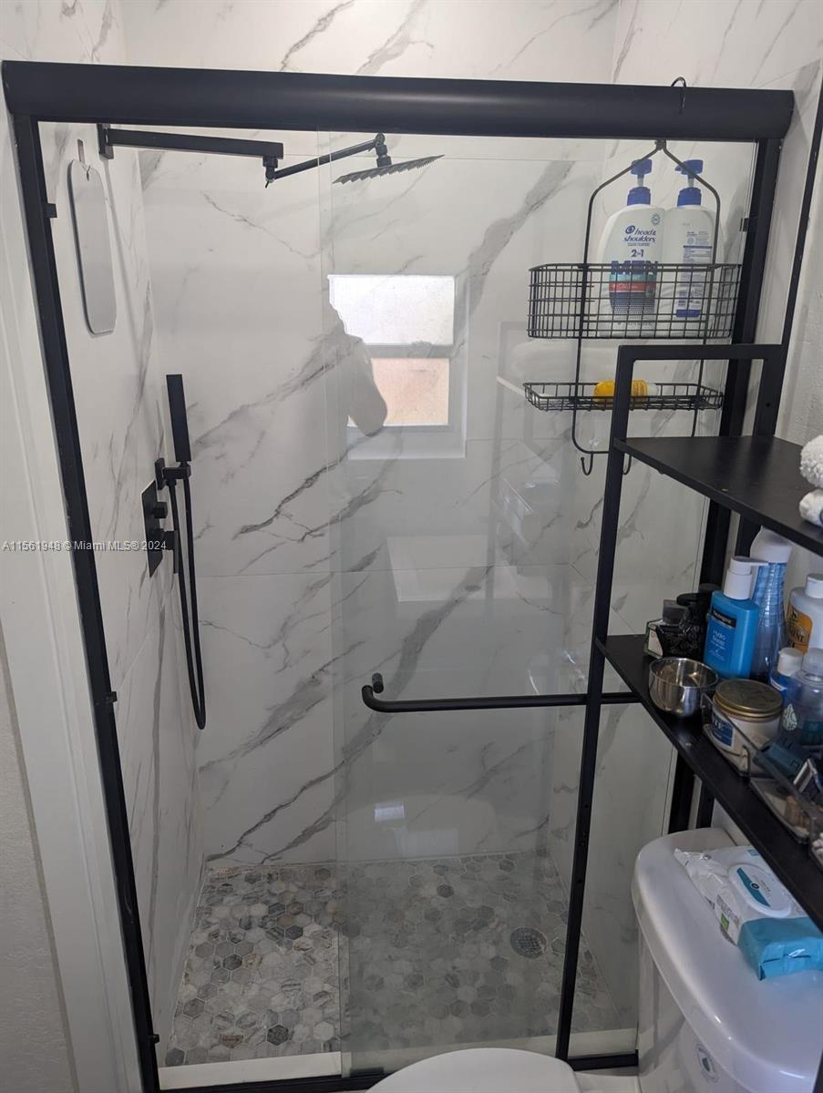 3045 SW 21st St 3047, Miami, Florida 33145, 1 Bedroom Bedrooms, ,1 BathroomBathrooms,Residentiallease,For Rent,3045 SW 21st St 3047,A11561948
