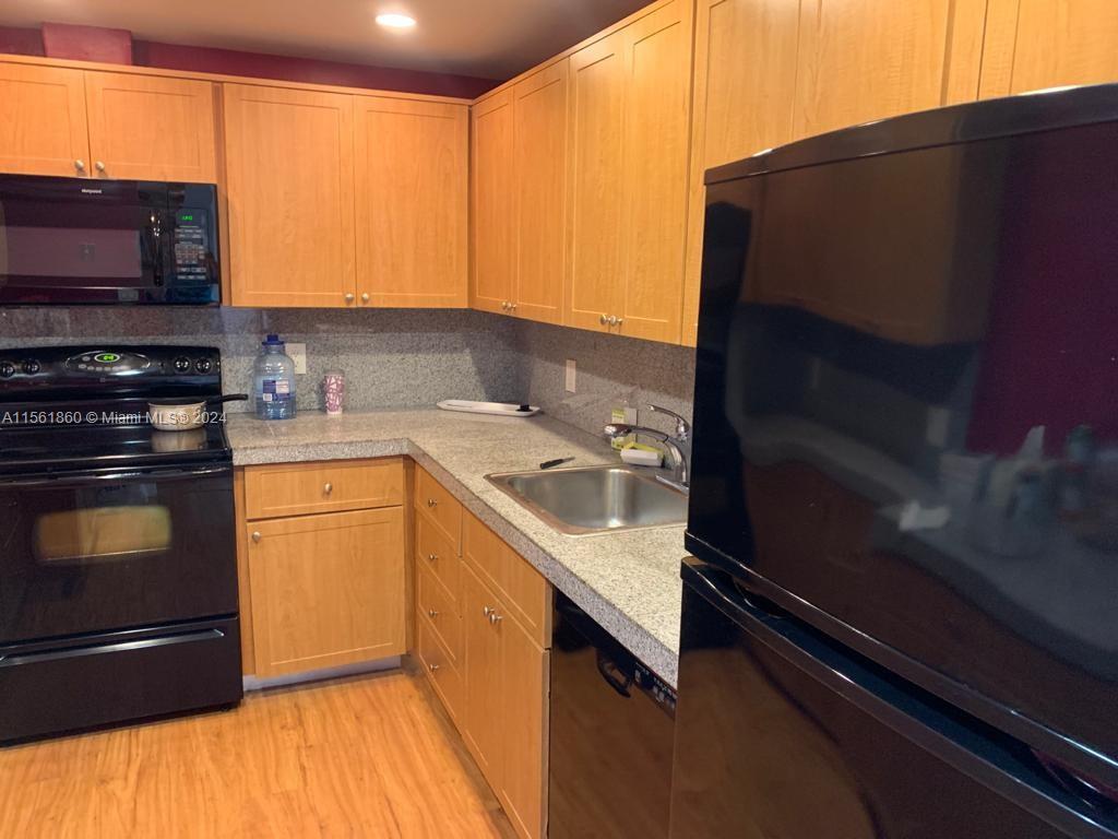 1965 S Ocean Dr 16P, Hallandale Beach, Florida 33009, 1 Bedroom Bedrooms, ,1 BathroomBathrooms,Residential,For Sale,1965 S Ocean Dr 16P,A11561860