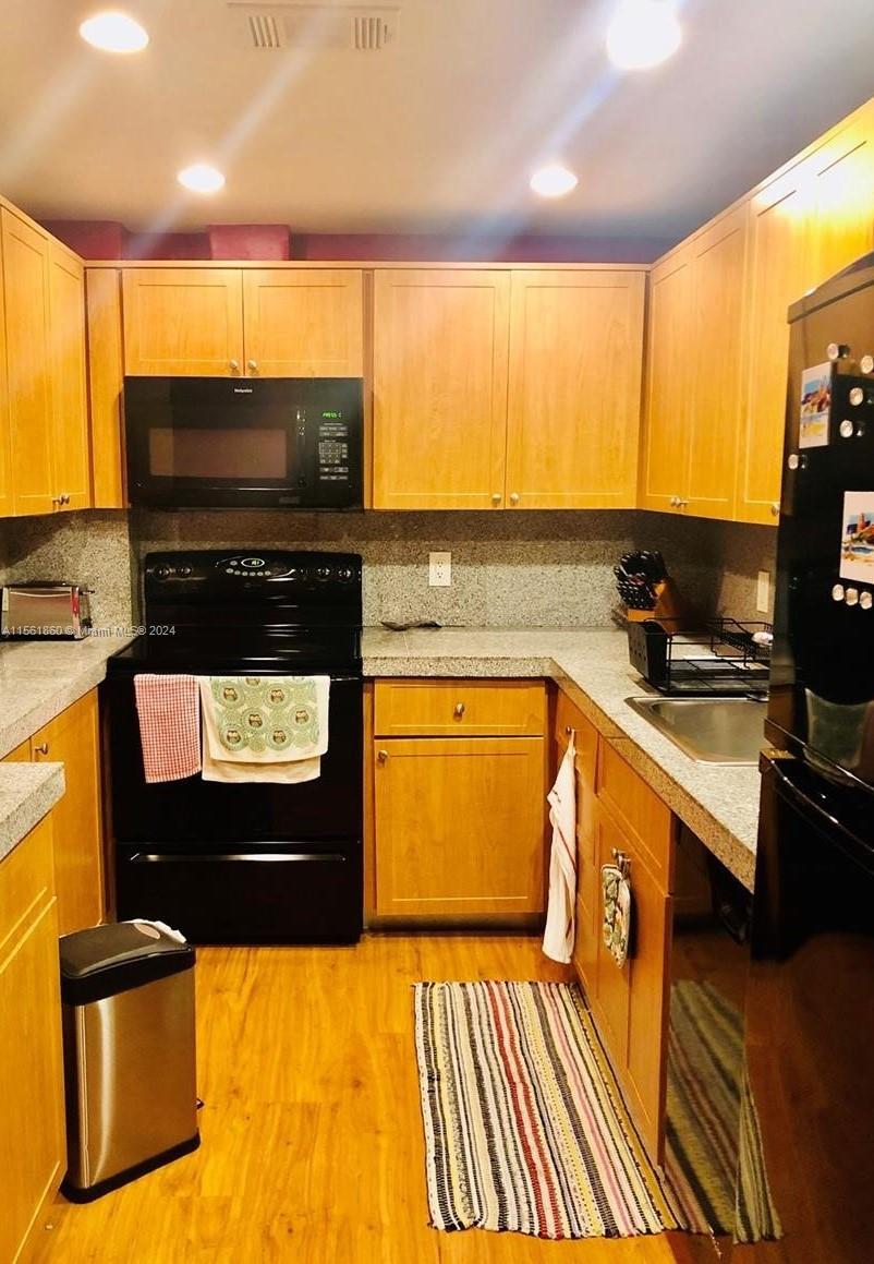 1965 S Ocean Dr 16P, Hallandale Beach, Florida 33009, 1 Bedroom Bedrooms, ,1 BathroomBathrooms,Residential,For Sale,1965 S Ocean Dr 16P,A11561860