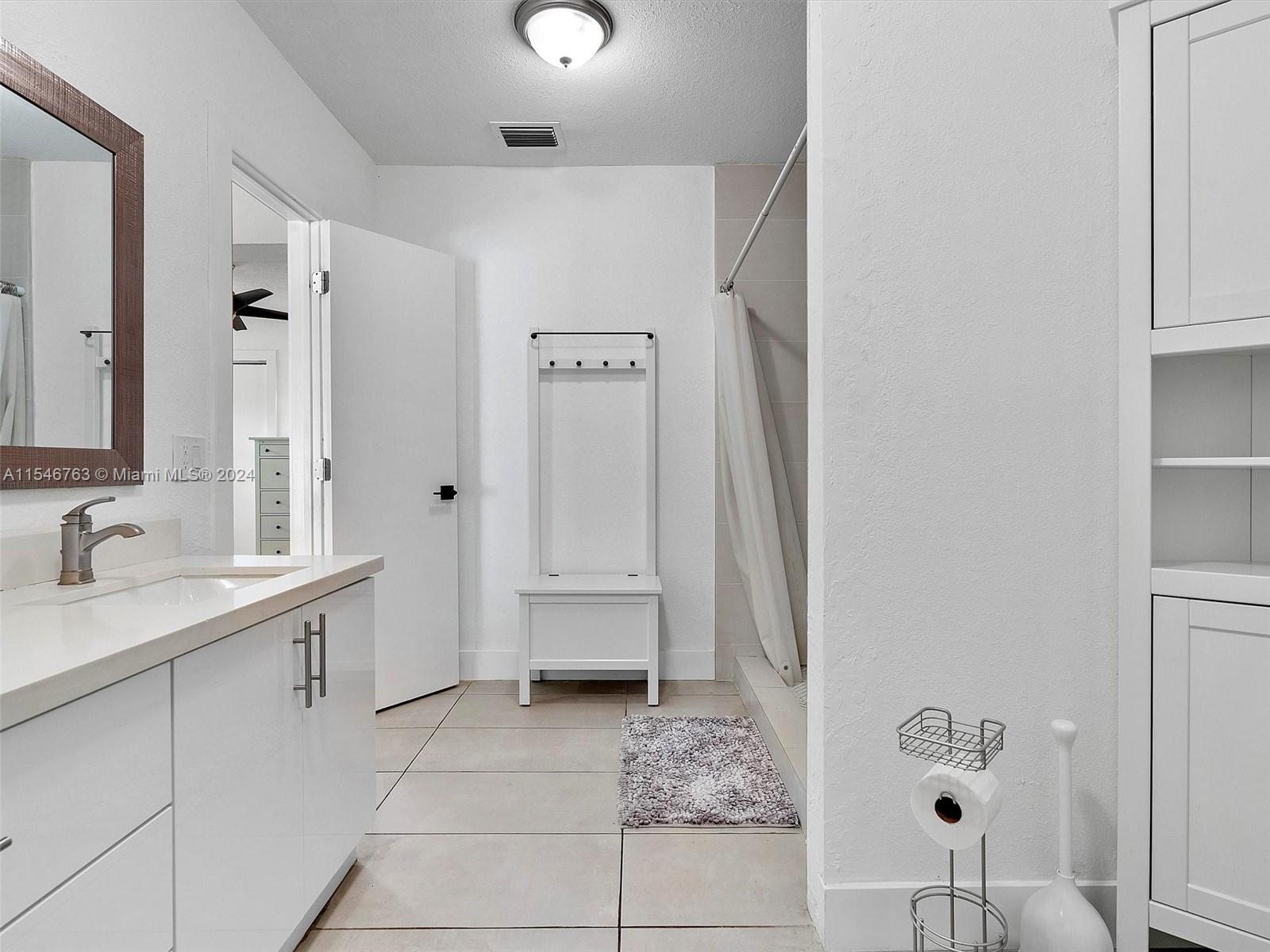 1741 NE 170th St, North Miami Beach, Florida 33162, 3 Bedrooms Bedrooms, ,2 BathroomsBathrooms,Residential,For Sale,1741 NE 170th St,A11546763