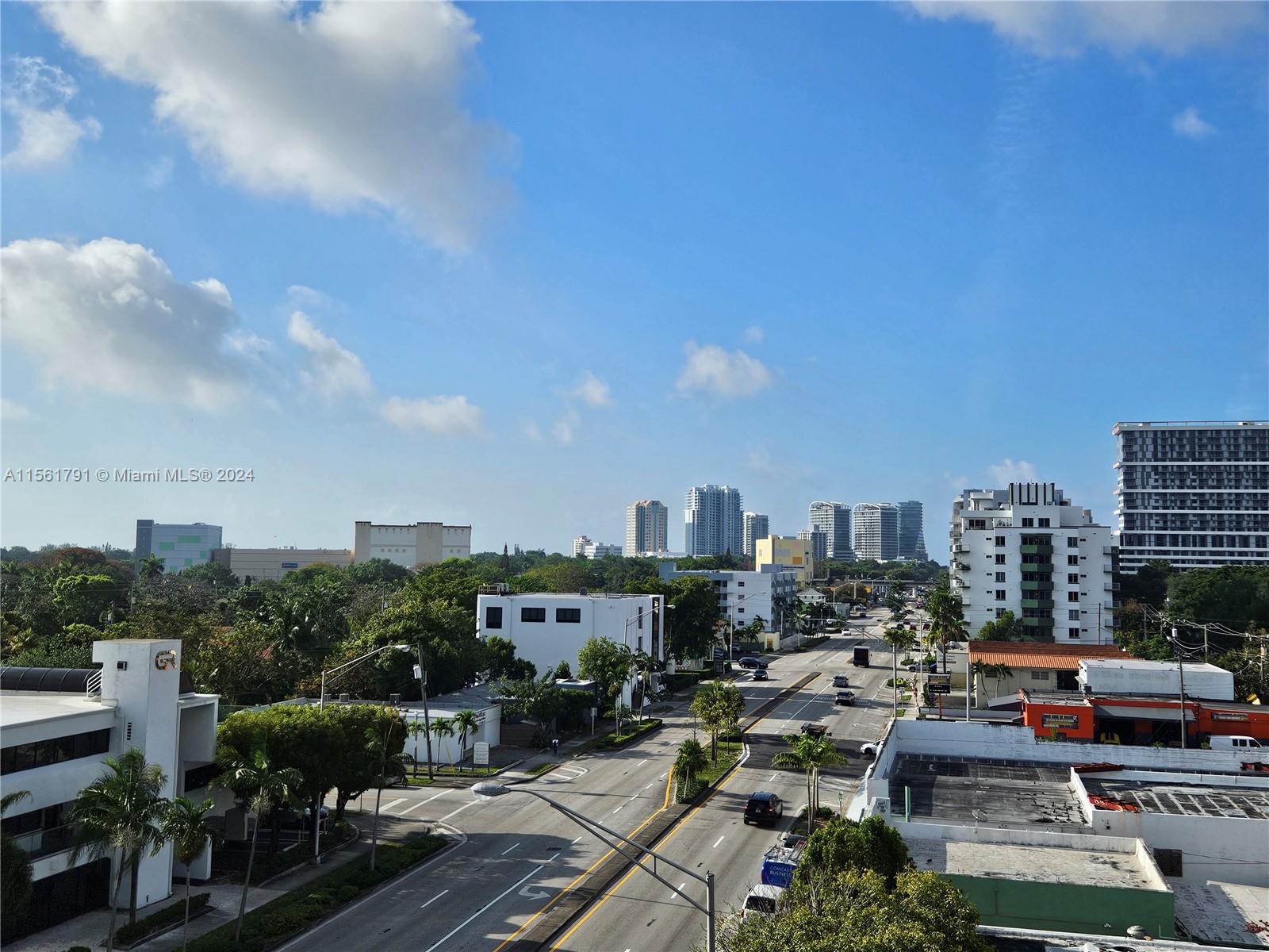 2400 SW 27th Ave 603, Miami, Florida 33145, 2 Bedrooms Bedrooms, ,2 BathroomsBathrooms,Residentiallease,For Rent,2400 SW 27th Ave 603,A11561791