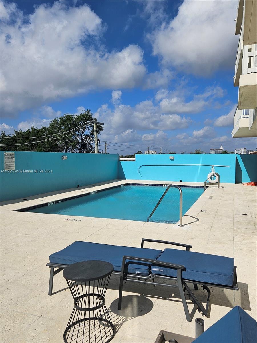 2400 SW 27th Ave 603, Miami, Florida 33145, 2 Bedrooms Bedrooms, ,2 BathroomsBathrooms,Residentiallease,For Rent,2400 SW 27th Ave 603,A11561791