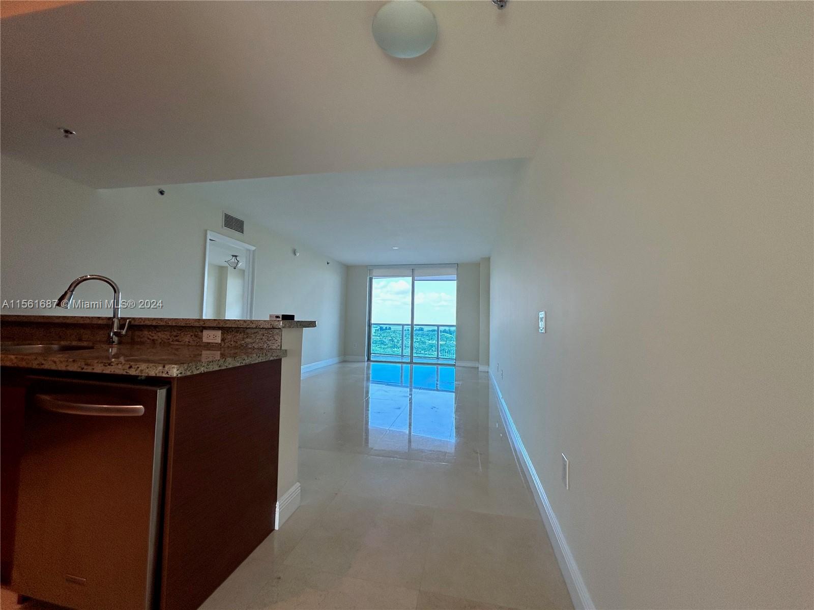 2641 N Flamingo Rd 1805N, Sunrise, Florida 33323, 2 Bedrooms Bedrooms, ,2 BathroomsBathrooms,Residentiallease,For Rent,2641 N Flamingo Rd 1805N,A11561687
