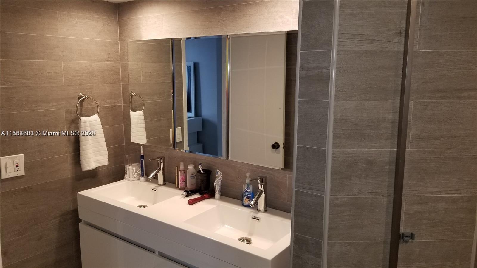 1833 S Ocean Dr 207, Hallandale Beach, Florida 33009, 2 Bedrooms Bedrooms, ,2 BathroomsBathrooms,Residential,For Sale,1833 S Ocean Dr 207,A11561681