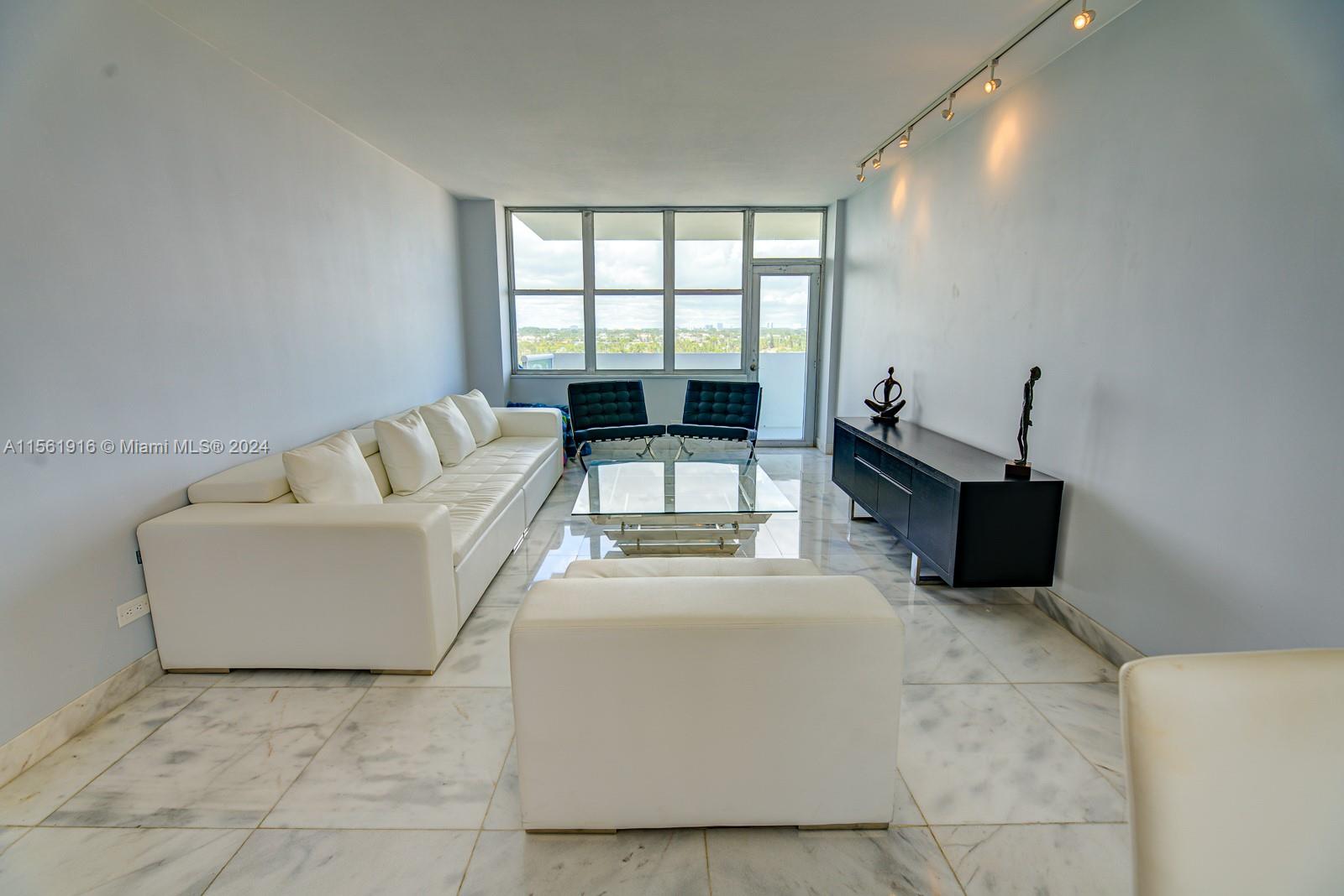 7441 Wayne Ave 10J, Miami Beach, Florida 33141, 2 Bedrooms Bedrooms, ,2 BathroomsBathrooms,Residentiallease,For Rent,7441 Wayne Ave 10J,A11561916