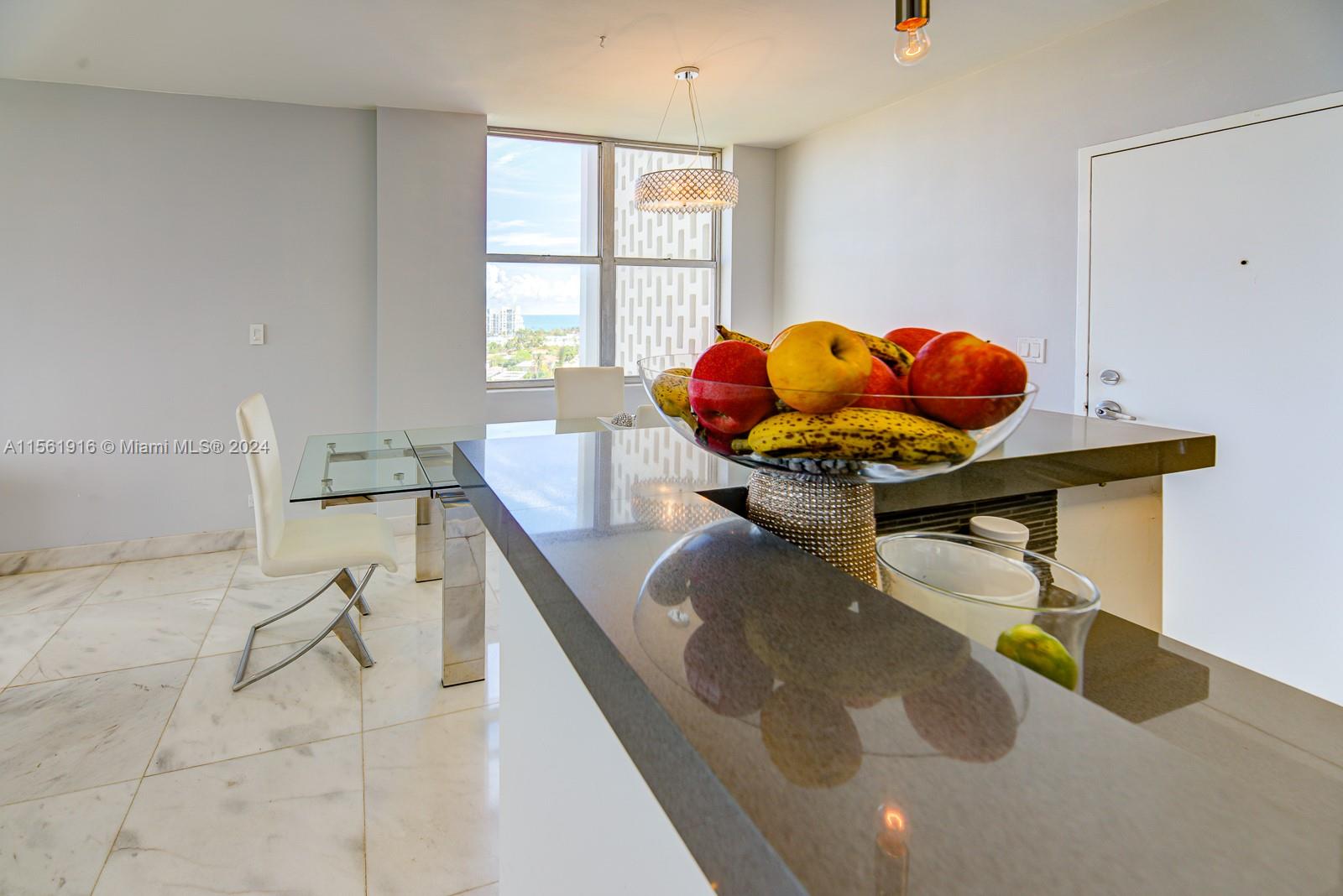 7441 Wayne Ave 10J, Miami Beach, Florida 33141, 2 Bedrooms Bedrooms, ,2 BathroomsBathrooms,Residentiallease,For Rent,7441 Wayne Ave 10J,A11561916
