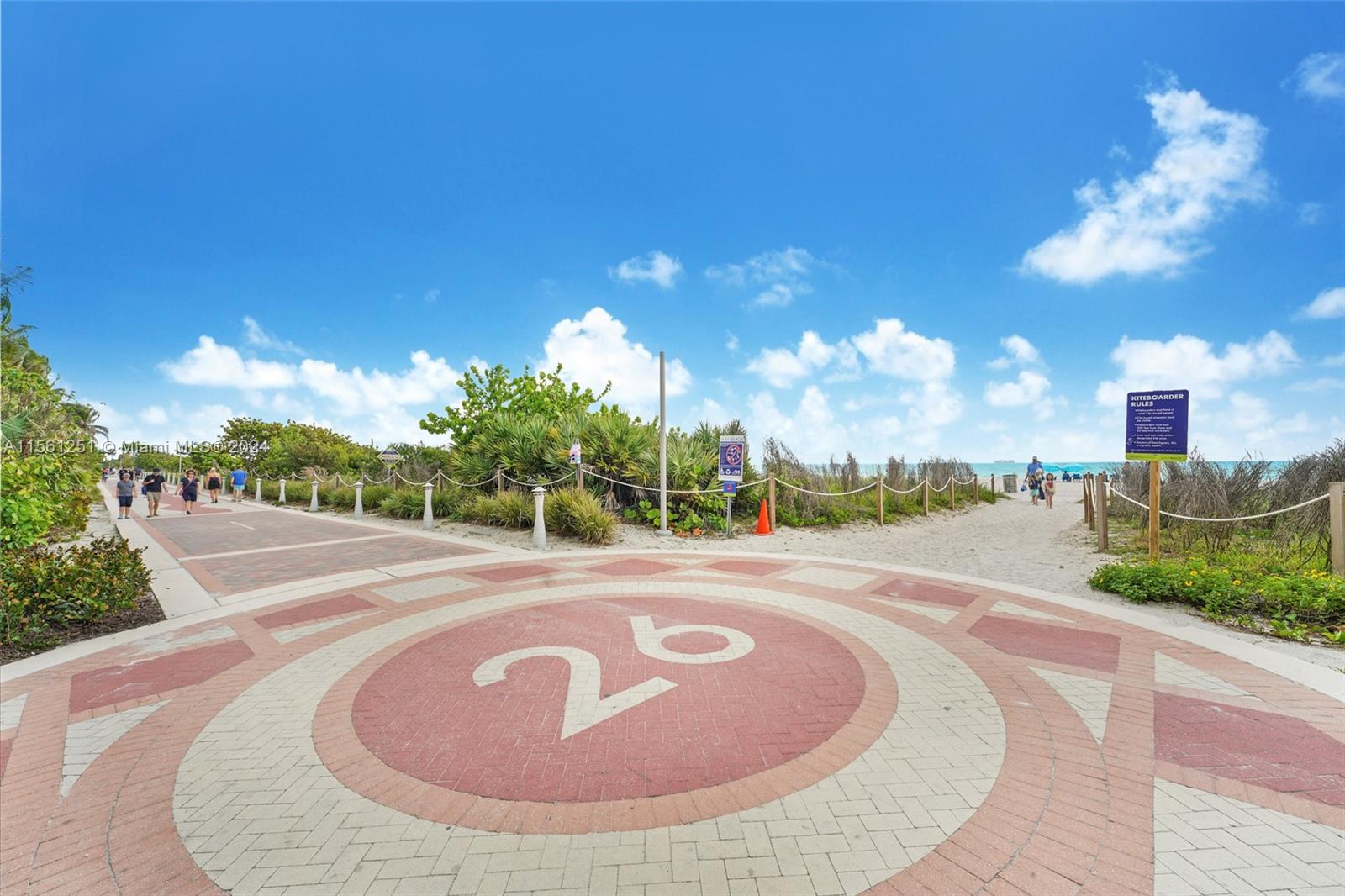 2555 Collins Ave 807, Miami Beach, Florida 33140, 1 Bedroom Bedrooms, ,2 BathroomsBathrooms,Residentiallease,For Rent,2555 Collins Ave 807,A11561251