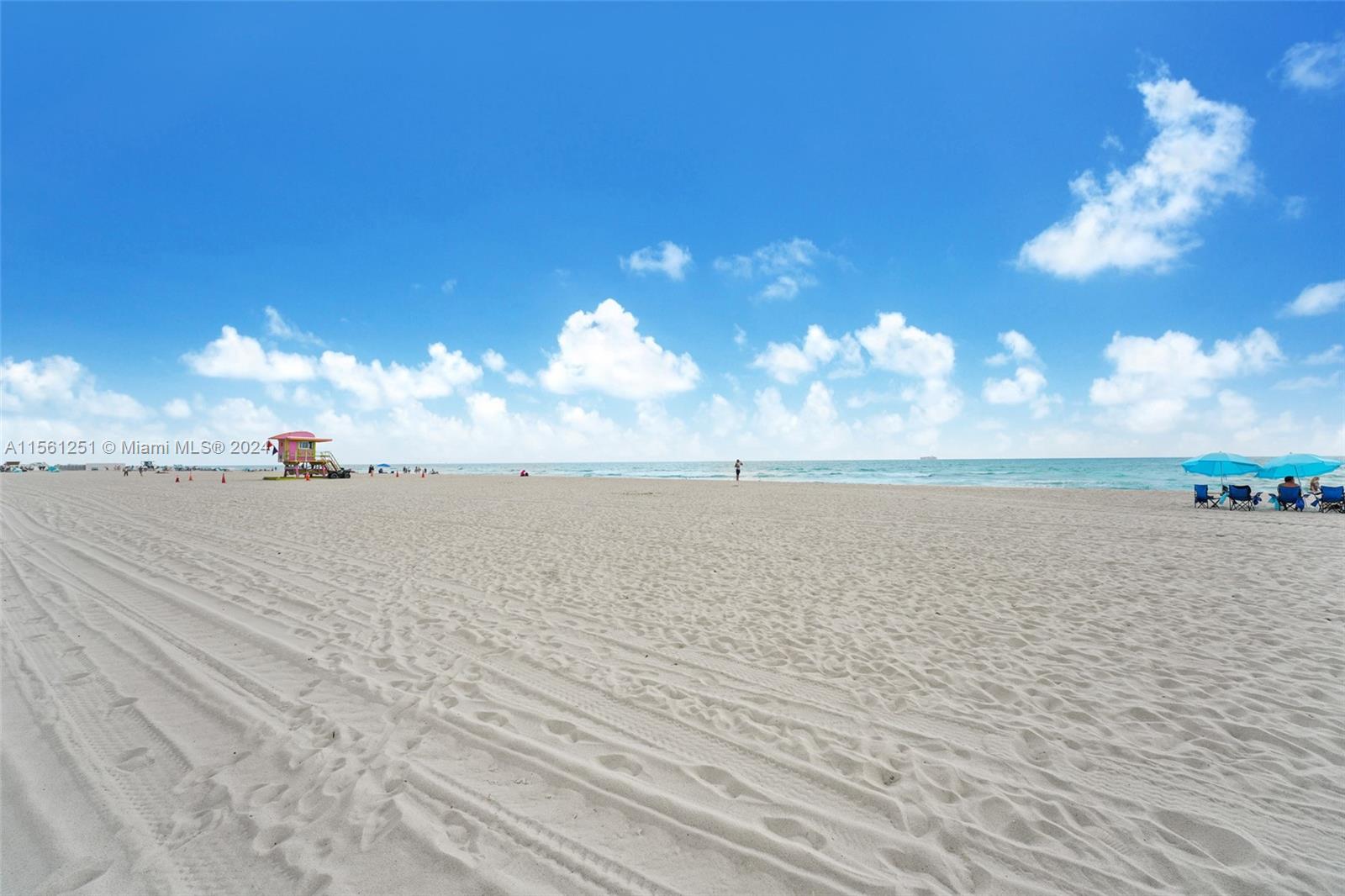2555 Collins Ave 807, Miami Beach, Florida 33140, 1 Bedroom Bedrooms, ,2 BathroomsBathrooms,Residentiallease,For Rent,2555 Collins Ave 807,A11561251